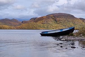 study lake in Norway. Credit: SG Woodman