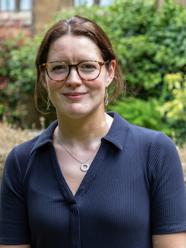  Kate S. Baker